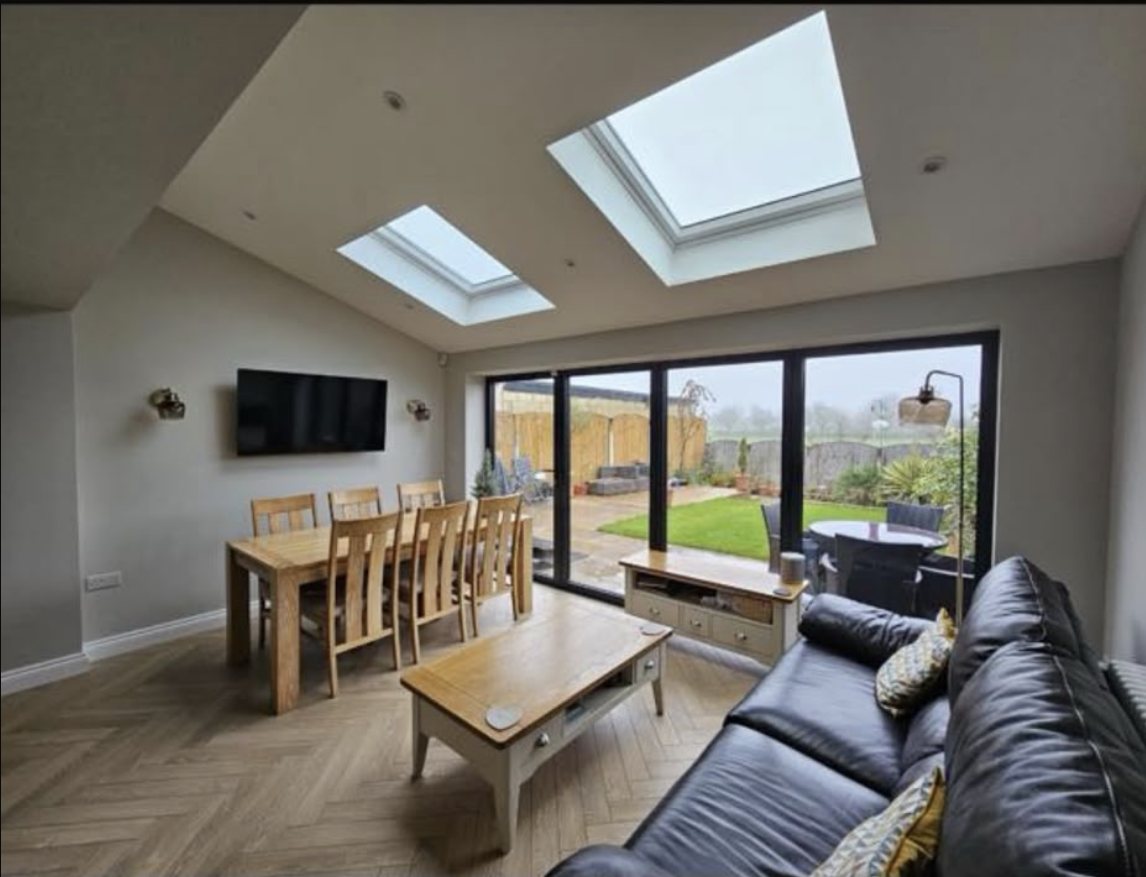 Contemporary Kitchen Extension