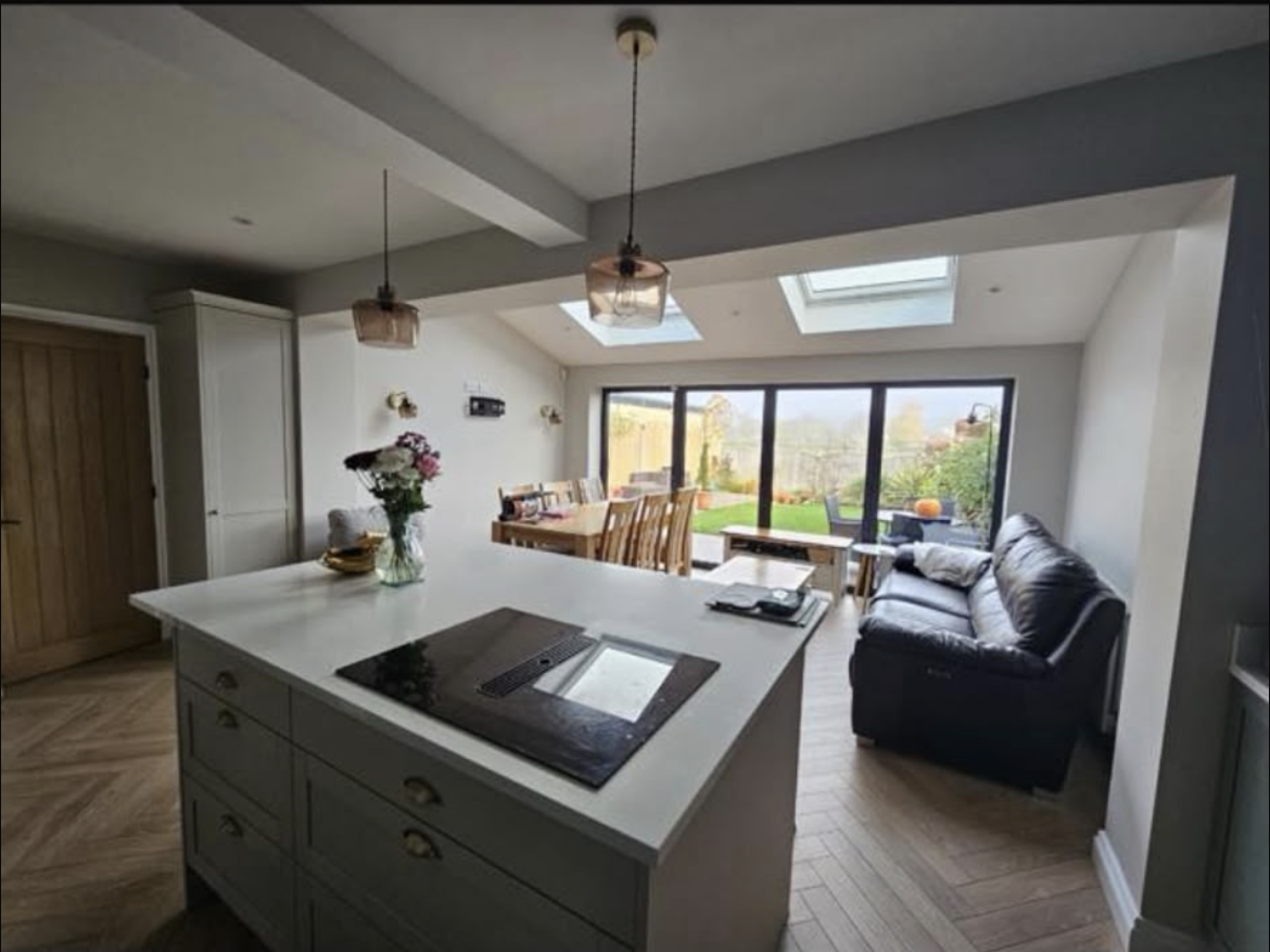 Contemporary Kitchen Extension
